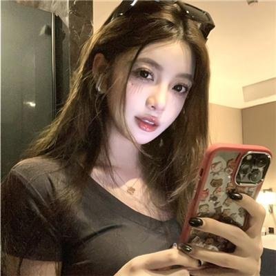 八彩林亚珍